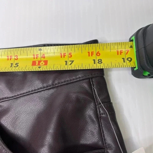 🤎”Calvin Klein” NWT Coffee Bean Faux Leather Pants Size 14 🤎 - Picture 11 of 14